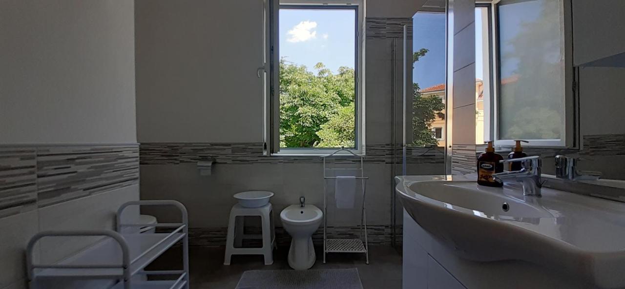 Apartments Villa Sandi Izola Kültér fotó